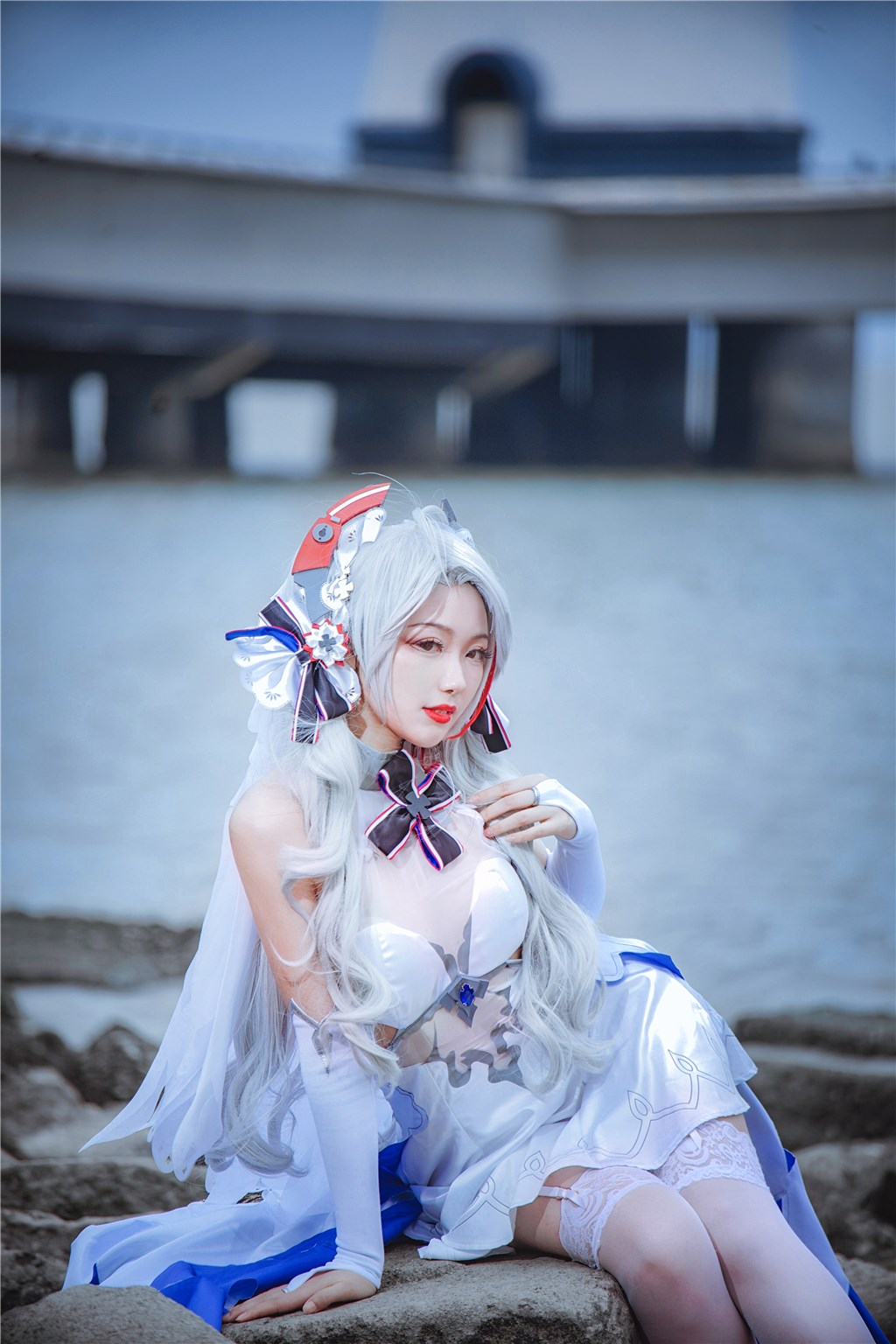 海角社区狂热话题:网友热议明星深夜秘密派对与禁忌交易的火爆内幕