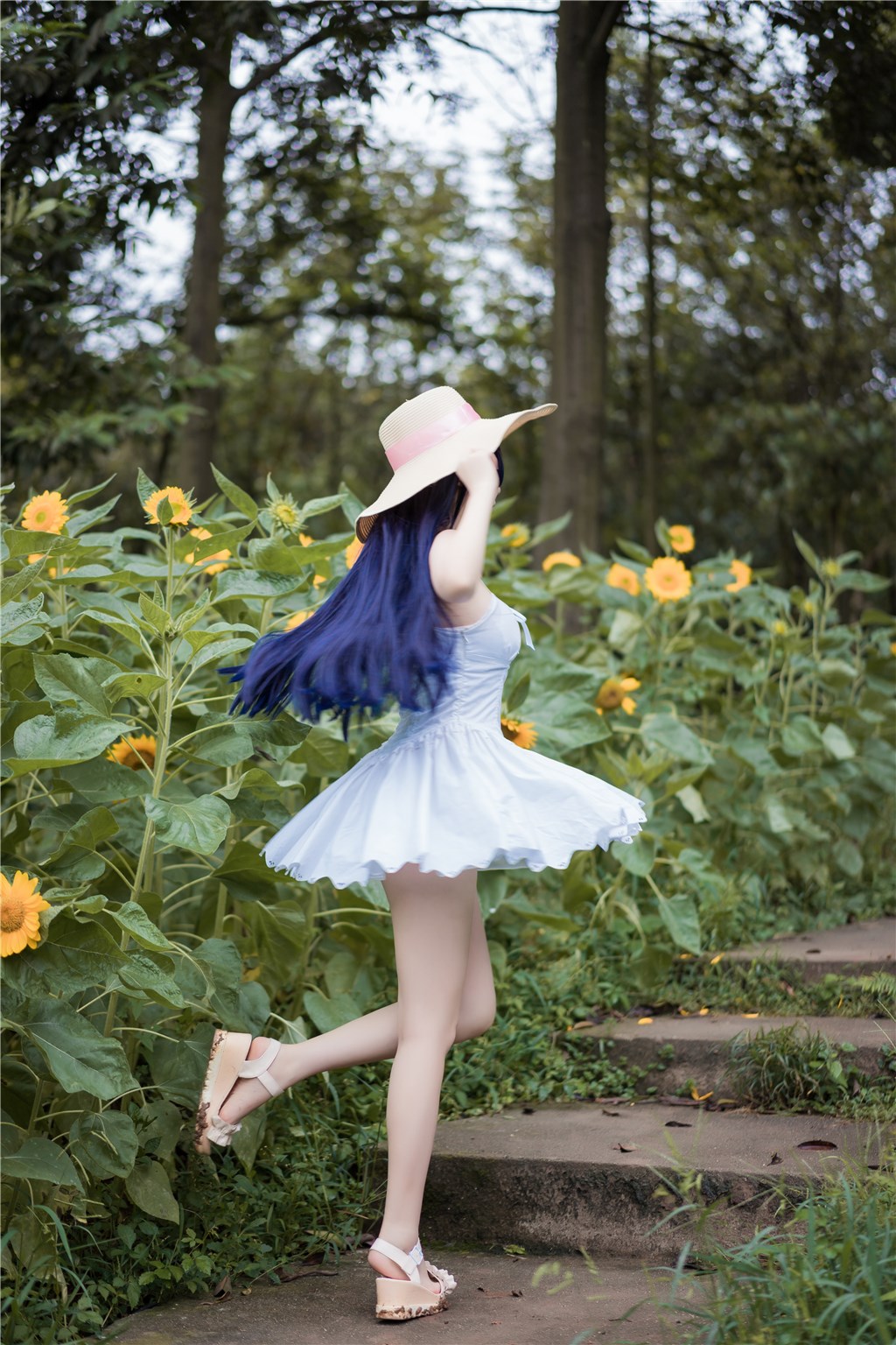 夜色燃潮录:91黑料大事件现场直击,91吃瓜平台全程记录明星禁断夜宴中那场火热欲望的秘密